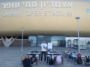 מיצג "הכיתה הריקה" באצטדיון סמי עופר